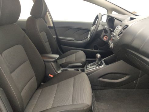 Used 2017 Kia Forte LX FWD image 21