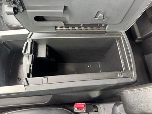 Used 2015 Nissan Armada SL image 20