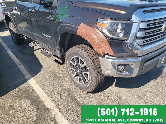 Used 2018 Toyota Tundra Limited w/ Limited Premium Package AWD/4WD image 4