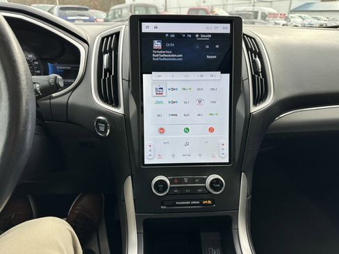 Certified 2021 Ford Edge SEL w/ Convenience Package image 13