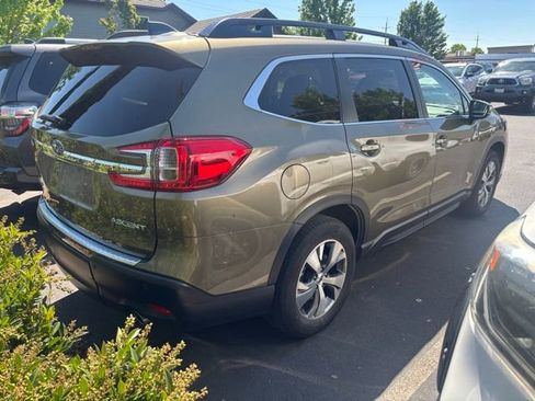 Used 2024 Subaru Ascent Premium w/ Convenience Package AWD/4WD image 2