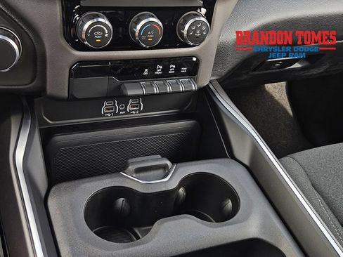 New 2026 RAM 1500 Tradesman AWD/4WD image 18