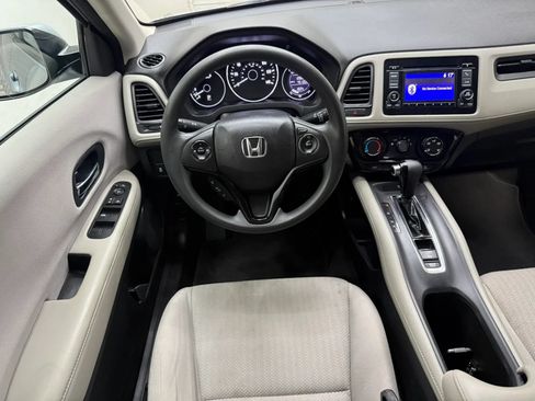 Used 2018 Honda HR-V LX image 20