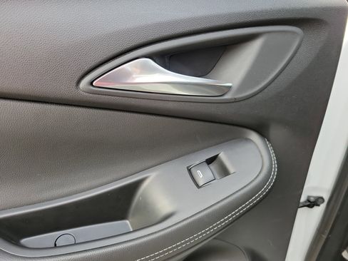 Used 2024 Buick Encore GX Sport Touring w/ Comfort Package image 21