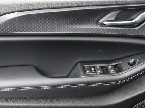 New 2025 Jeep Grand Cherokee L Altitude image 11