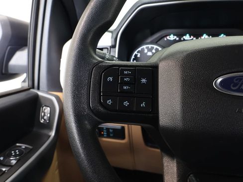 Used 2023 Ford F150 XLT AWD/4WD image 24