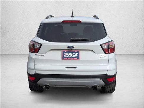 Used 2018 Ford Escape SE image 6