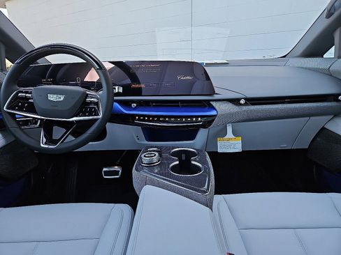 New 2026 Cadillac Optiq Sport 1 image 8