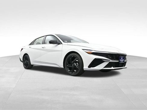 New 2026 Hyundai Elantra SEL Sport Premium FWD image 30