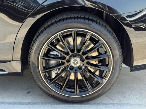 New 2026 Mercedes-Benz S 500 4MATIC image 13