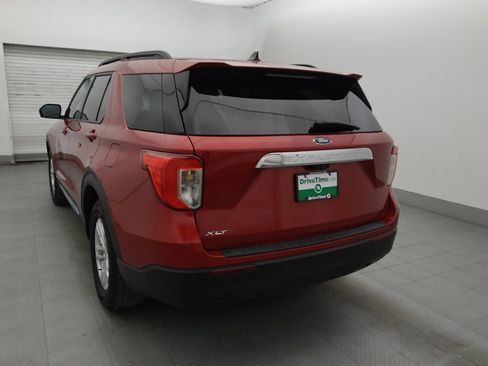 Used 2021 Ford Explorer XLT RWD image 5