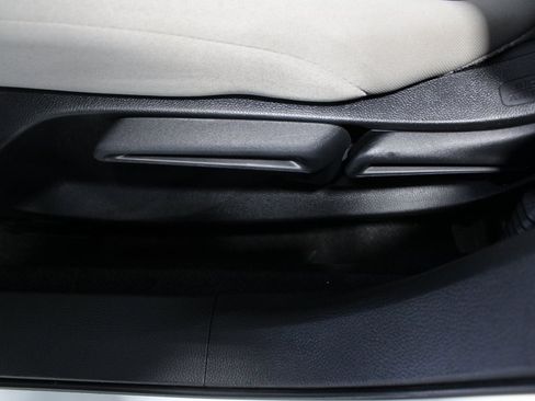 Used 2024 Honda Accord LX image 9