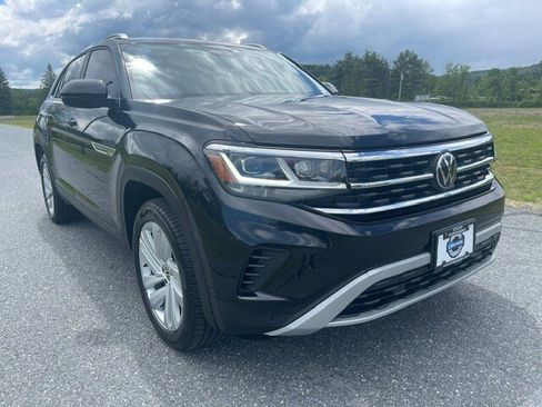 Used 2023 Volkswagen Atlas Cross Sport SE AWD/4WD image 5