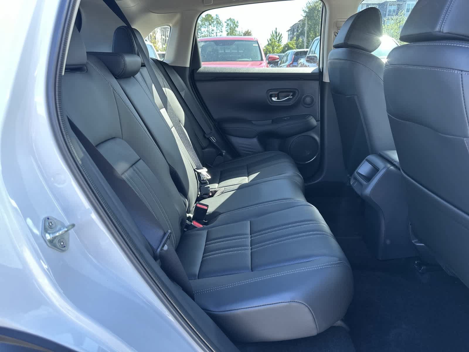 New 2027 Honda HR-V EX-L image 16