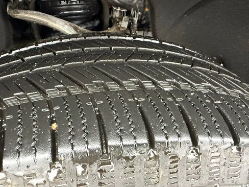 Used 2022 Chevrolet Silverado 1500 LTZ image 26