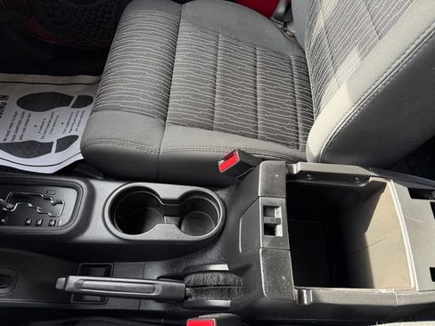 Used 2012 Jeep Wrangler Unlimited Sport image 32