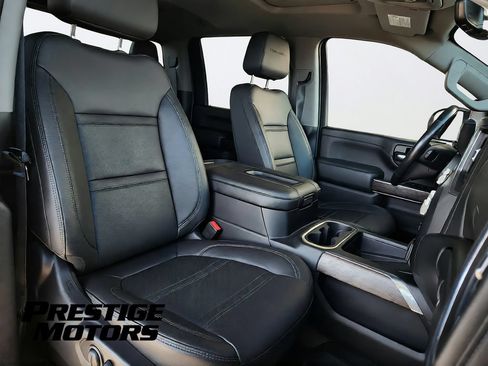 Used 2022 GMC Sierra 3500 Denali w/ Denali Ultimate Package AWD/4WD image 34