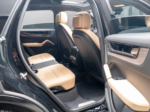 New 2026 Porsche Cayenne AWD/4WD image 42
