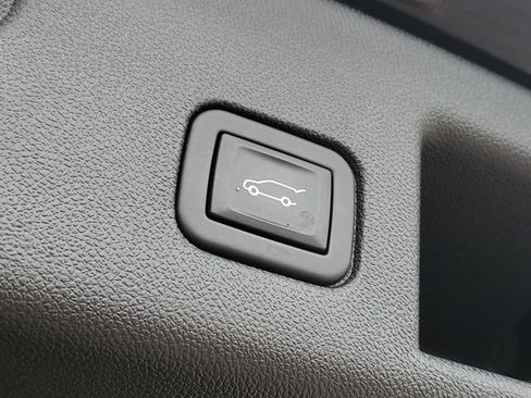 Certified 2024 Chevrolet Equinox RS AWD/4WD image 35