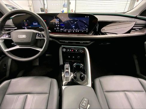 Certified 2025 Audi Q5 Premium w/ Convenience Package image 14