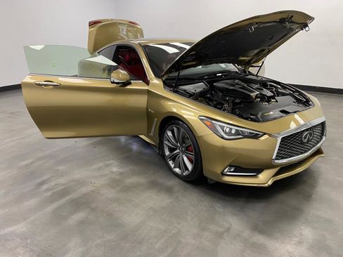 Used 2018 INFINITI Q60 Red Sport 400 image 47
