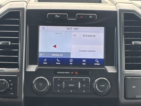 Used 2020 Ford F150 XLT w/ Equipment Group 302A Luxury AWD/4WD image 12