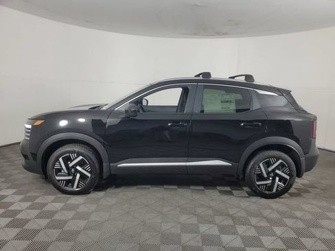 New 2026 Nissan Kicks SV w/ Cold Weather Package FWD image 4