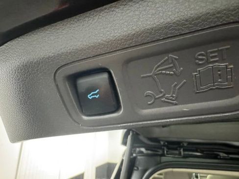 Used 2020 Ford Expedition Max XLT w/ Equipment Group 202A image 39