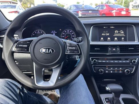 Used 2020 Kia Optima LX FWD image 16