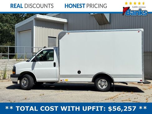 New 2025 Chevrolet Express 3500 w/ Power Convenience Package image 5