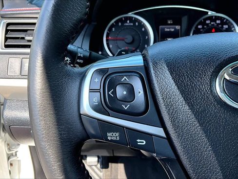 Certified 2017 Toyota Camry SE FWD image 22