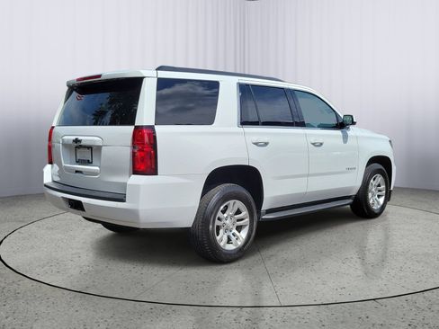 Used 2019 Chevrolet Tahoe LS RWD image 3