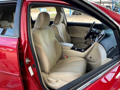 Used 2010 Toyota Venza image 8