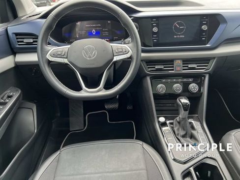 Used 2023 Volkswagen Taos SE FWD image 31