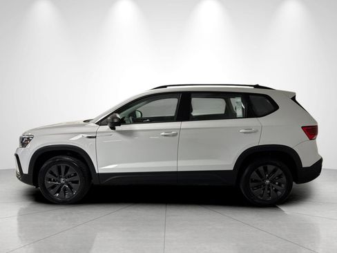 Used 2023 Volkswagen Taos S FWD image 2