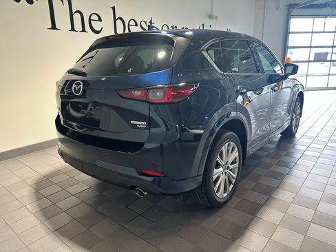 Used 2023 MAZDA CX-5 Signature AWD/4WD image 4