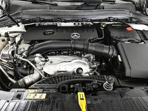 Used 2022 Mercedes-Benz GLA 250 GLA 250 image 24