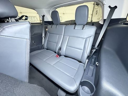 New 2026 Ford Explorer Active w/ Active Comfort Package AWD/4WD image 25