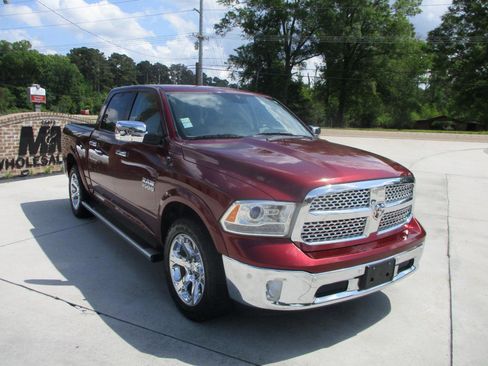 Used 2016 RAM 1500 Laramie w/ Convenience Group image 24