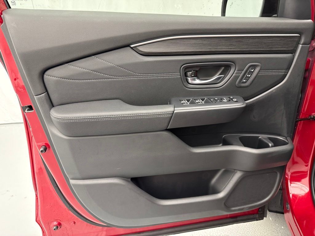 New 2026 Honda Pilot Touring image 19