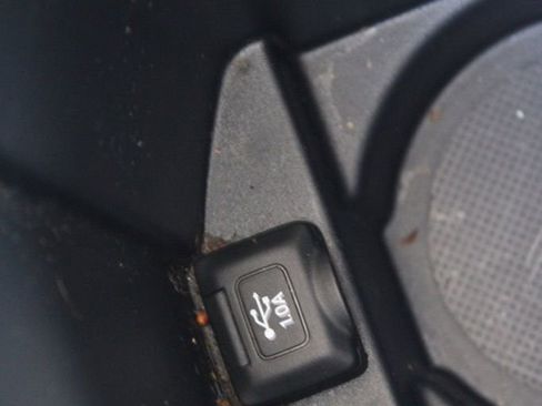 Used 2016 Honda Civic EX-L image 42