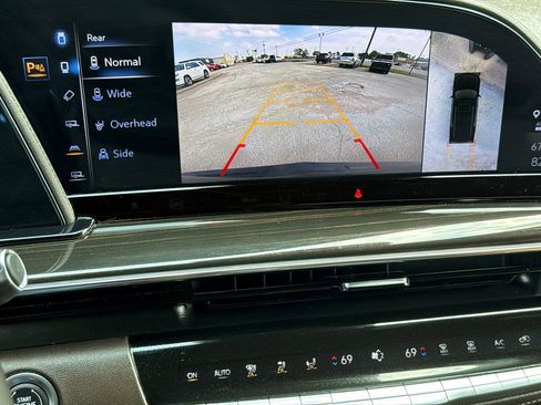 Used 2023 Cadillac Escalade Premium Luxury w/ Performance Package image 27