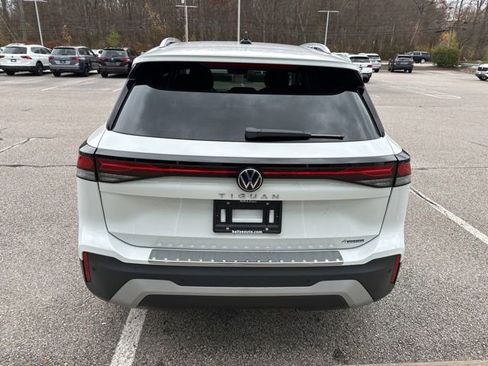New 2026 Volkswagen Tiguan S image 6
