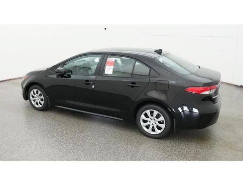 New 2026 Toyota Corolla LE FWD image 5