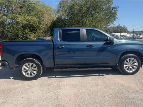 Used 2024 Chevrolet Silverado 1500 Custom RWD image 9