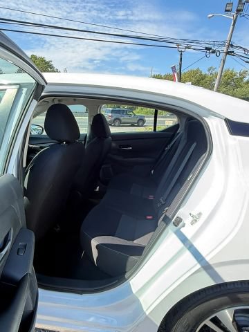 Used 2023 Nissan Sentra SV FWD image 13
