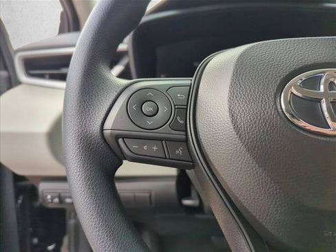 Used 2026 Toyota Corolla LE FWD image 17