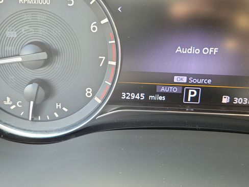 Used 2023 INFINITI QX80 Premium Select w/ Cargo Package AWD/4WD image 25