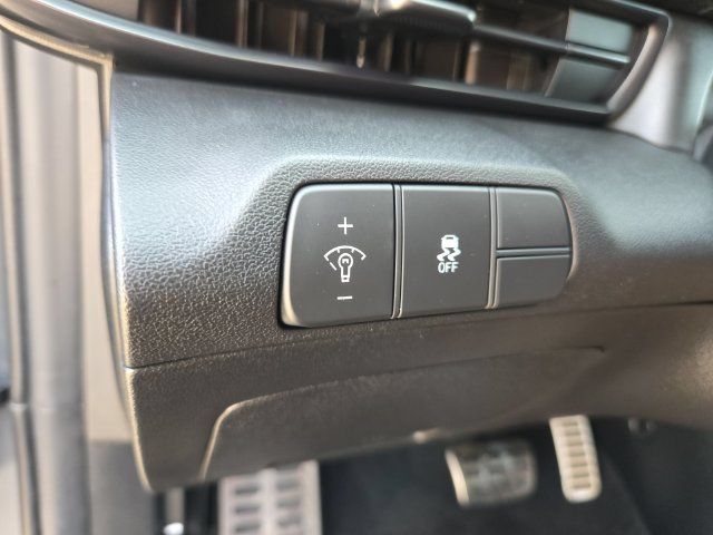 Used 2026 Hyundai Elantra Sport FWD image 17