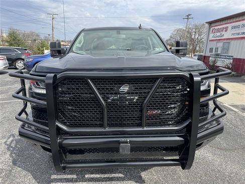 Used 2017 Chevrolet Silverado 1500 LT w/ Midnight Edition image 3